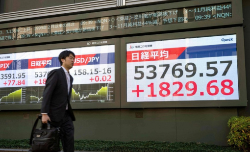 Chứng khoán Nhật Bản đạt đỉnh mới nhờ kỳ vọng bầu cử sớm