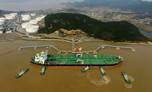 Nguồn cung từ Venezuela bất định, Trung Quốc lại đứng trước nguy cơ mỗi ngày mất gần 1,4 triệu thùng dầu với chiết khấu 10 USD/thùng