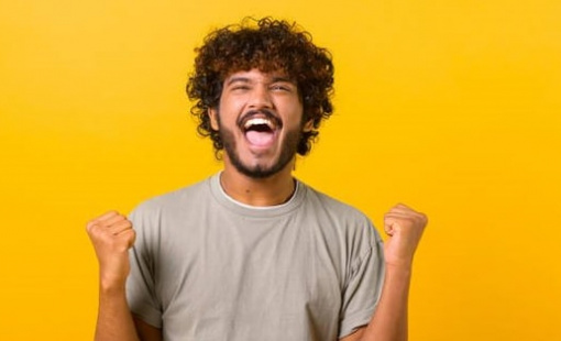 Cập nhật BCTC quý 4/2025 ngày 15/1: Doanh nghiệp đầu tiên báo lãi nghìn tỷ, một doanh nghiệp ô tô lỗ liên tiếp 15 năm