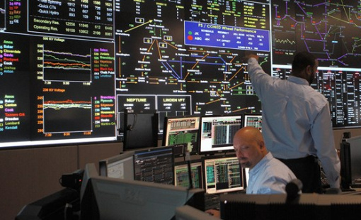 Các "ông lớn" công nghệ phải trả tiền cho cơn khát điện AI