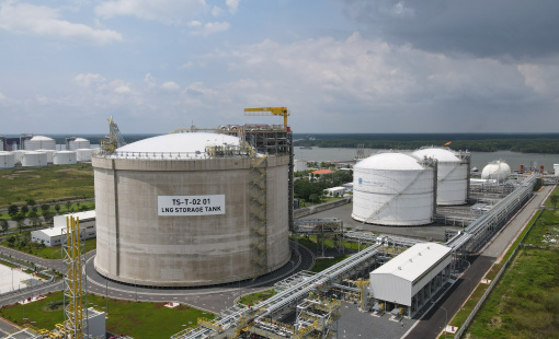 Dòng tiền 2026 “đánh thức” cổ phiếu Dầu khí, câu chuyện nào phía sau?