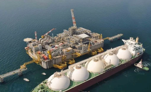 Nhập khẩu dầu Nga giảm sốc 22%, quốc gia BRICS quay lại 'vòng tay' của các đại gia Trung Đông