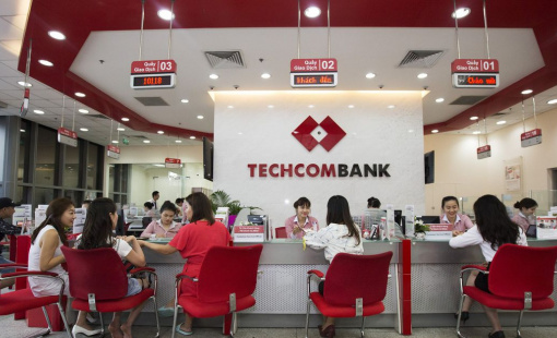 Techcombank lãi trước thuế 32.500 tỷ đồng năm 2025