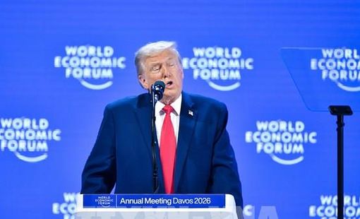 Ông Trump bỏ “lá bài thuế”, chuyển sang đàm phán về Greenland