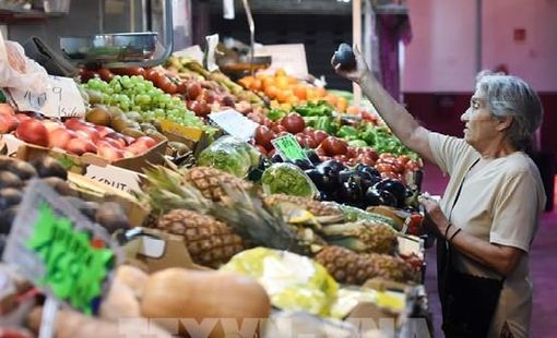 Anh: Lạm phát tăng có thể có thể cản trở quyết định hạ lãi suất của BoE