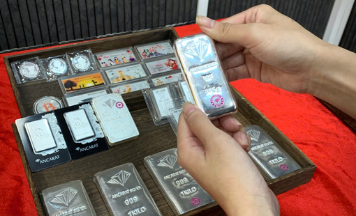 Giữa lúc giá bạc tăng mạnh, Ancarat bất ngờ giảm 90% vốn điều lệ