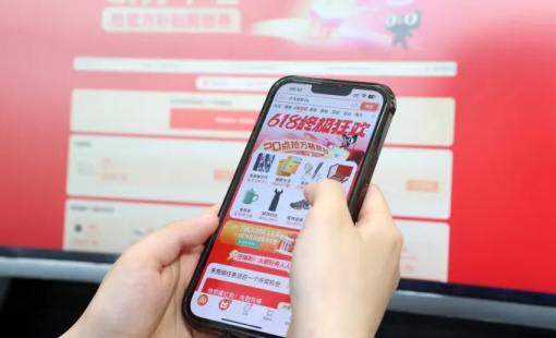 Trung Quốc "siết" thu thuế người bán hàng trực tuyến