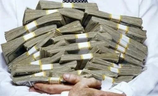 Một doanh nghiệp trả cổ tức tiền mặt tỷ lệ "khủng" 92,5% ngay đầu tháng 2