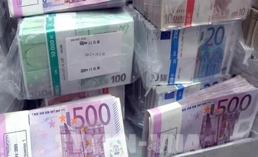 Đồng euro xuống thấp kỷ lục trong 17 tháng qua