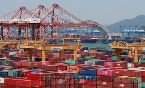 Kim ngạch xuất khẩu của Hàn Quốc lần đầu vượt mốc 60 tỷ USD