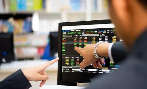 Phiên 13/2: Khối ngoại tiếp tục mua ròng, ngược chiều "xả" gần 900 tỷ một cổ phiếu bluechip