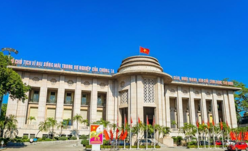 Lãi suất liên ngân hàng tiếp tục giảm mạnh trên diện rộng, NHNN hút ròng thanh khoản