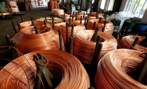 Giá đồng lập đỉnh dù nguồn cung dư thừa: thị trường đang “ảo tưởng khan hiếm”?