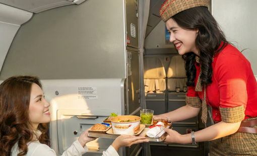 Tết bắt đầu từ khoảnh khắc cất cánh cùng menu đậm vị cổ truyền của Vietjet