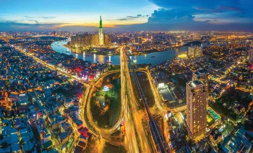 Việt Nam giữ tăng trưởng  trong “gió ngược”