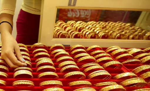 Giá vàng thế giới lao dốc khi căng thẳng địa chính trị hạ nhiệt