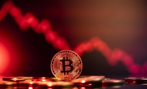 Nóng: Bitcoin ‘thủng’ mốc 65.000 USD, ‘vàng kỹ thuật’ trở thành tài sản rủi ro bậc nhất