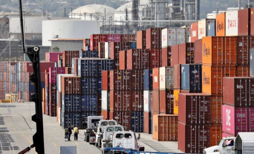 Mỹ cảnh báo thuế quan có thể vượt 15% do điều tra pháp lý