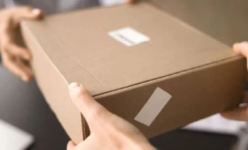 Pháp áp dụng thuế mới cho kiện hàng nhập khẩu từ ngoài EU