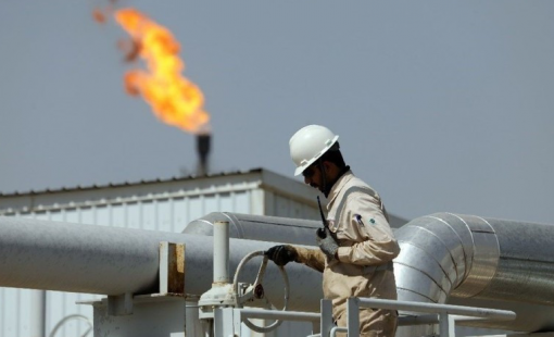 Thị trường chứng khoán giảm, vàng và dầu tăng giá do xung đột tại Trung Đông