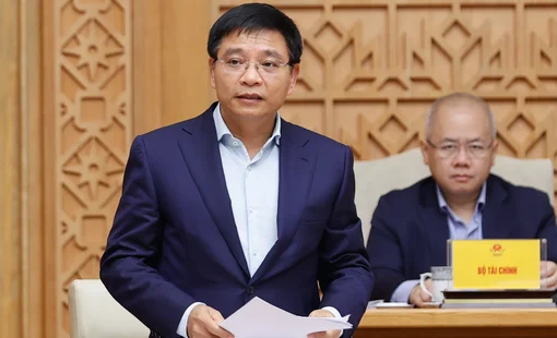 Xuất nhập khẩu tăng gần 40%, gần 49.000 doanh nghiệp gia nhập thị trường