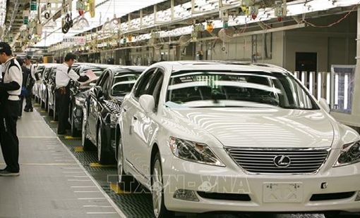 Lợi nhuận của Toyota dự báo giảm quý thứ ba liên tiếp