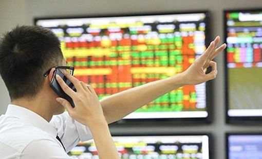 Vietcap dự báo hai kịch bản cho VN-Index tháng 2, gọi tên cổ phiếu có triển vọng tích cực