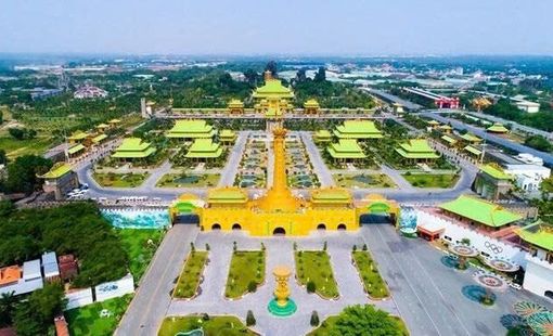 Thông báo mới nhất của Khu du lịch Đại Nam của vợ chồng bà Nguyễn Phương Hằng liên quan đến khu đền rộng 5.000m2