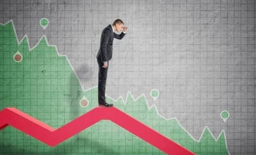 Chứng khoán hồi phục với thanh khoản thấp, điều gì đang diễn ra?