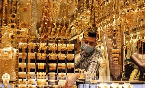 Giá vàng châu Á giảm trước dự báo Mỹ có thể sớm hạ lãi suất