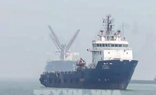 Iran cho phép tàu chở dầu qua eo biển Hormuz với điều kiện về tiền tệ giao dịch dầu mỏ