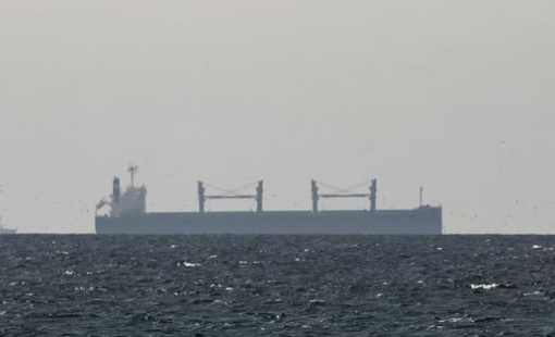 Tàu dầu liều mạng vượt “tử địa” Hormuz giữa thủy lôi và tên lửa để kiếm triệu USD