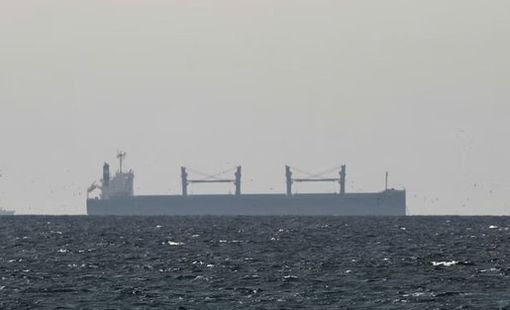 Tàu dầu liều mạng vượt “tử địa” Hormuz giữa thủy lôi và tên lửa để kiếm triệu USD