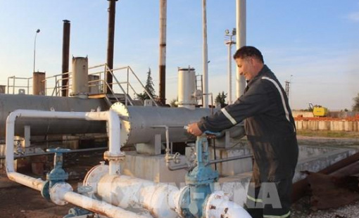 Giá dầu giảm sau động thái mới của Mỹ