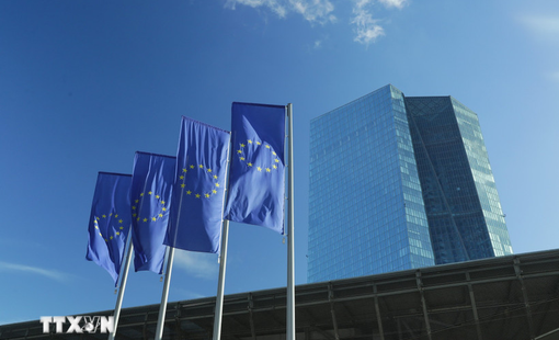 ECB cắt giảm dự báo tăng trưởng năm 2026 do xung đột tại Trung Đông