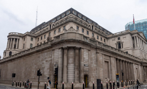 Bước ngoặt quan trọng trong lập trường điều hành chính sách tiền tệ toàn cầu