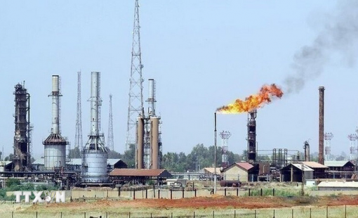 Giá dầu thế giới giảm mạnh do đàm phán Iran và Mỹ mới nhất