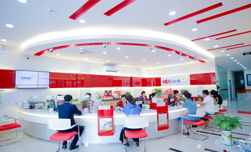 HDBank dự kiến nâng sở hữu tại HD Saison lên 75%