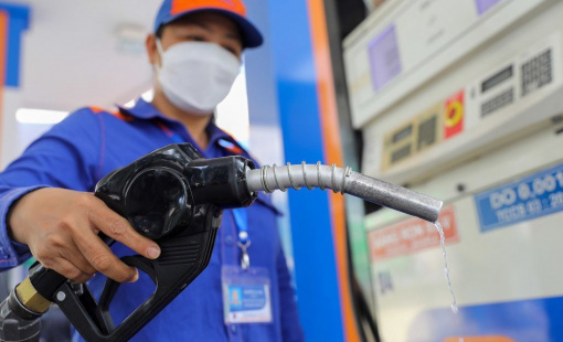 Quỹ xăng dầu được “tiếp sức” 8.000 tỷ đồng