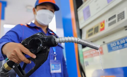 Quỹ xăng dầu được “tiếp sức” 8.000 tỷ đồng