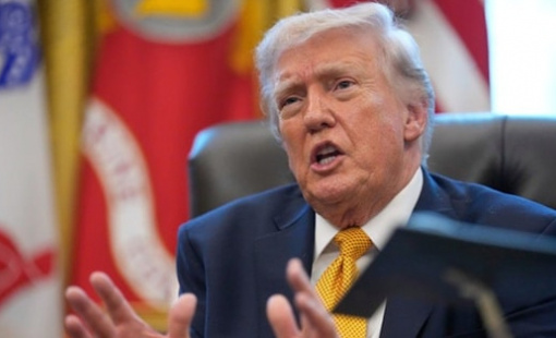 Ông Trump bất ngờ tuyên bố Mỹ sẽ giành lấy dầu mỏ của Iran và kiểm soát cơ sở xuất khẩu