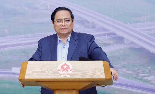 Thủ tướng giao nhiệm vụ cụ thể cho các bộ, ngành, địa phương triển khai loạt dự án hạ tầng GTVT