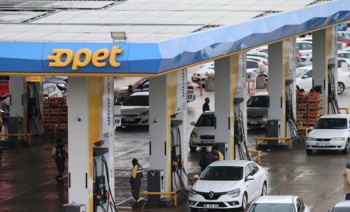 Giá dầu thế giới giảm mạnh trước thông tin Iran sẵn sàng đình chiến