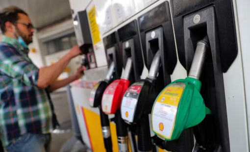 Giá dầu thị trường thế giới vẫn dưới 100 USD mỗi thùng