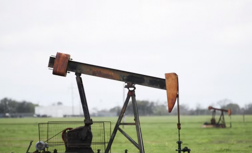 Xuất khẩu dầu của Mỹ tăng vọt giữa khủng hoảng Hormuz