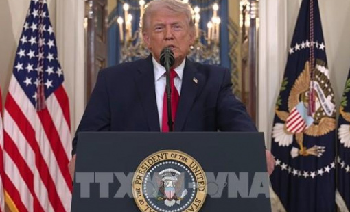 Tổng thống Mỹ D.Trump chỉ thị hải quân phong tỏa eo biển Hormuz