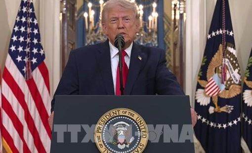 Tổng thống Mỹ D.Trump chỉ thị hải quân phong tỏa eo biển Hormuz