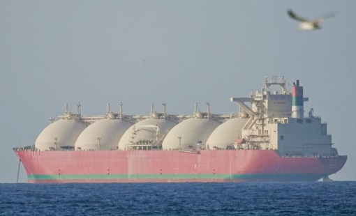 Nhu cầu với dầu thô Mỹ tăng vọt do gián đoạn nguồn cung tại eo biển Hormuz