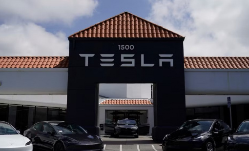 Tesla mở rộng dịch vụ robotaxi tại Dallas và Houston