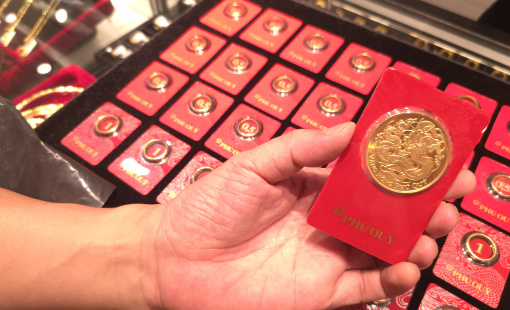 Giá vàng trước cơ hội tăng trở lại mốc 5.000 USD/ounce